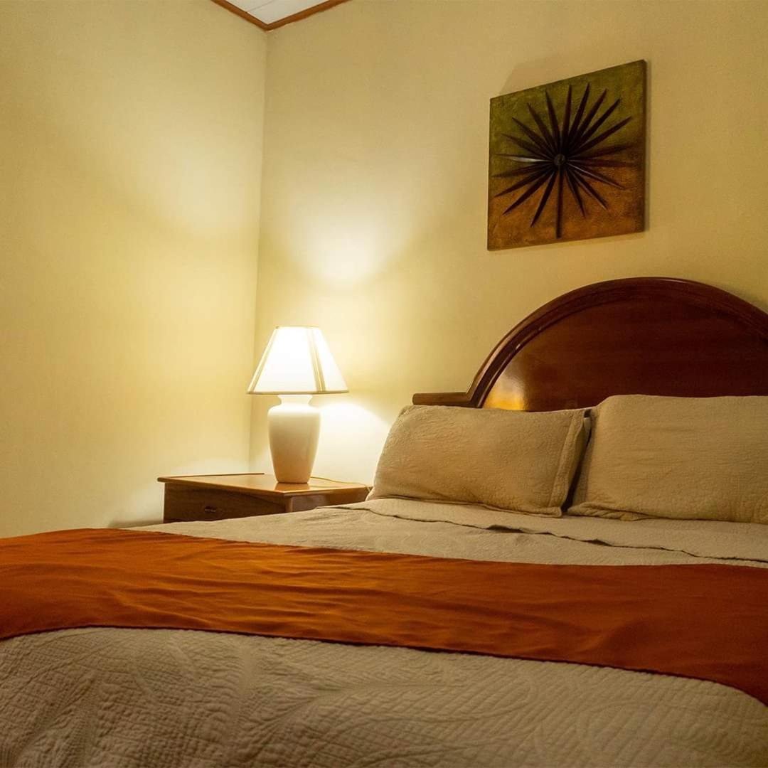 Apart Hotel Acuarious De Luis Esteli Ngoại thất bức ảnh