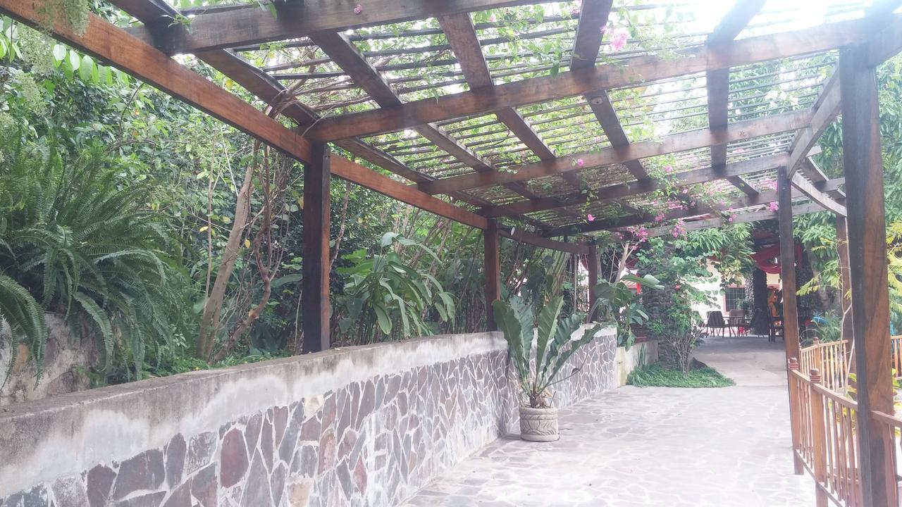 Apart Hotel Acuarious De Luis Esteli Ngoại thất bức ảnh