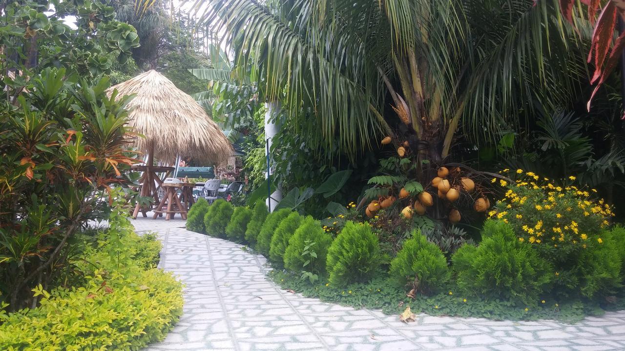 Apart Hotel Acuarious De Luis Esteli Ngoại thất bức ảnh